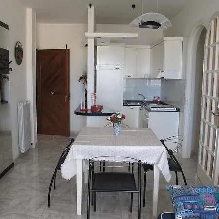 Vacanza Facile - Viale Rocamatura
